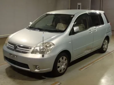 Toyota RAUM