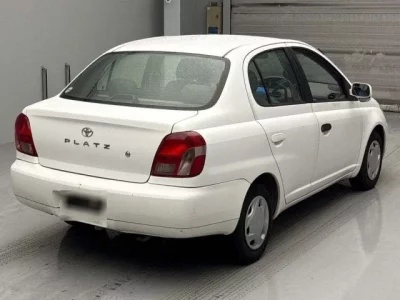 Toyota PLATZ