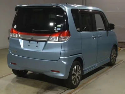 Mitsubishi DELICA D2