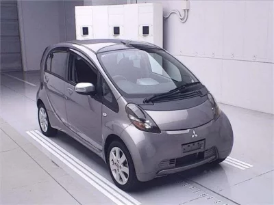 Mitsubishi I