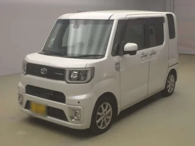 Toyota PIXIS MEGA