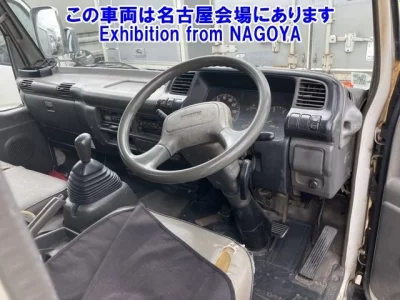 Nissan TRUCK