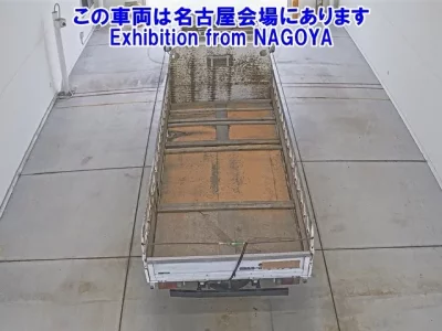Nissan TRUCK