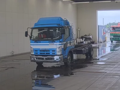 Isuzu FORWARD