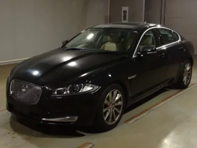 Jaguar XF SERIES