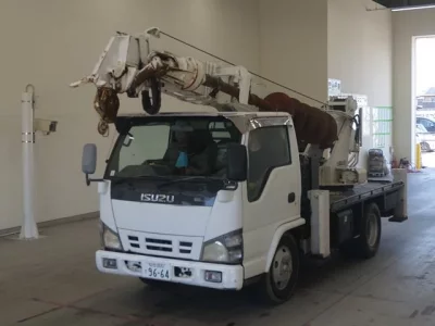 Isuzu ELF