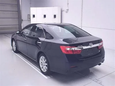 Daihatsu Altis