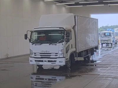 Isuzu FORWARD
