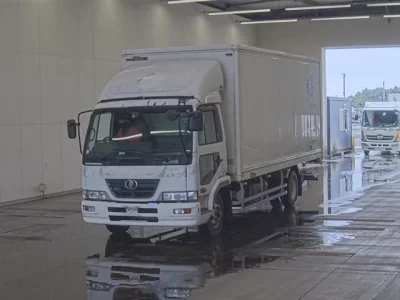 Nissan CONDOR