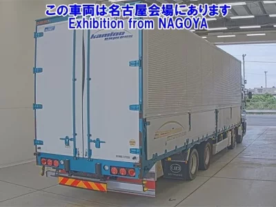 Nissan QUON