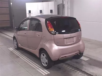 Mitsubishi I