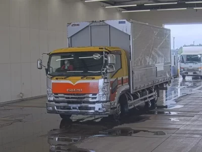 Isuzu FORWARD