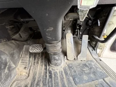 Nissan TRUCK
