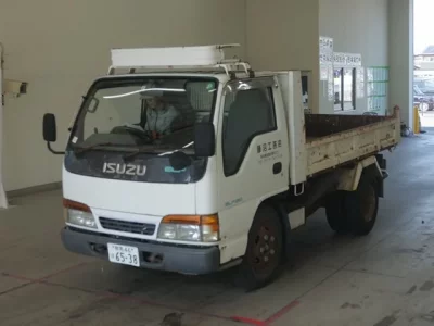 Isuzu ELF
