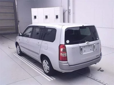 Toyota SUCCEED