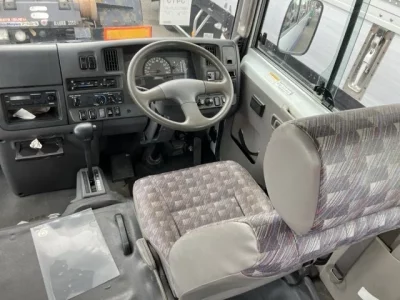 Nissan BUS