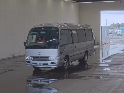 Toyota COASTER