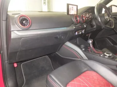Audi SQ2