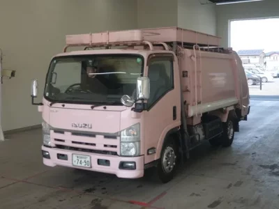 Isuzu ELF