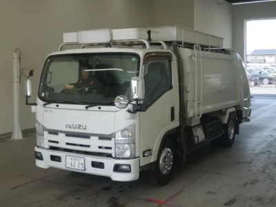 Isuzu ELF