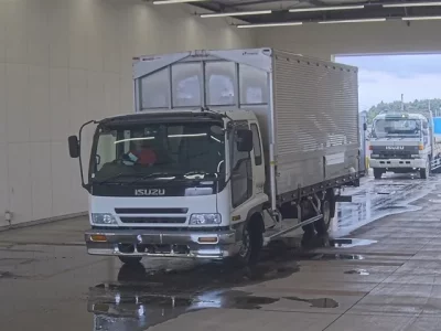 Isuzu FORWARD