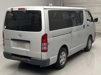 Toyota REGIUS ACE VAN