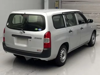 Toyota SUCCEED