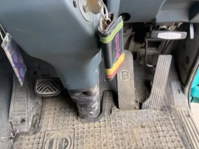 Nissan TRUCK