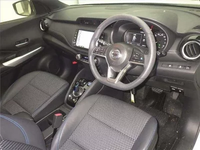 Nissan KIX