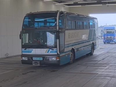 Nissan BUS