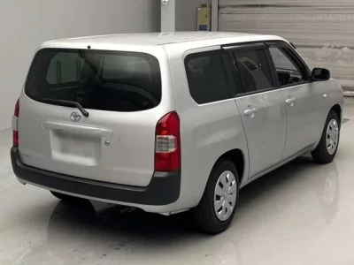 Toyota SUCCEED