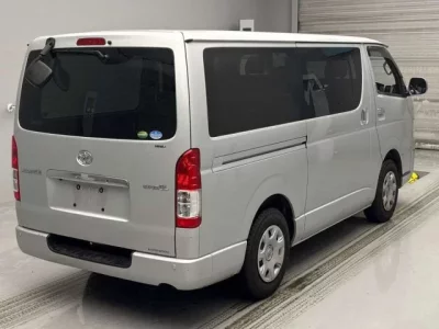 Toyota REGIUS ACE VAN