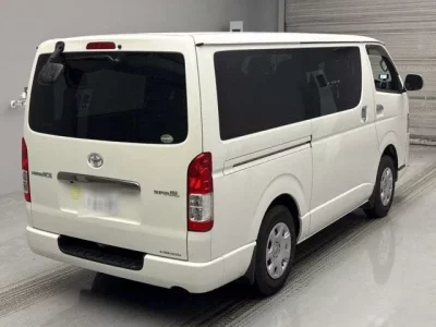 Toyota REGIUS ACE VAN