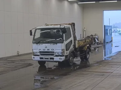 Mitsubishi FUSO FIGHTER