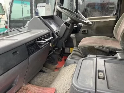 Hino TRUCK