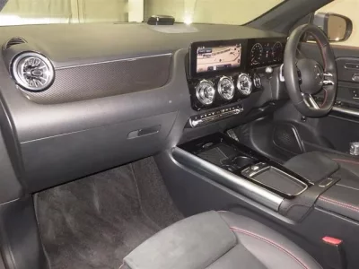 Mercedes-Benz GLA CLASS