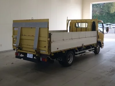 Isuzu ELF