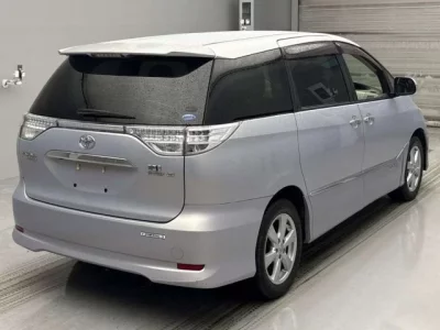 Toyota ESTIMA HYBRID