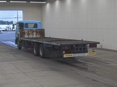 Nissan TRUCK