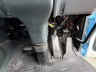 Nissan TRUCK