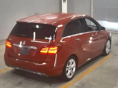 Mercedes-Benz B CLASS