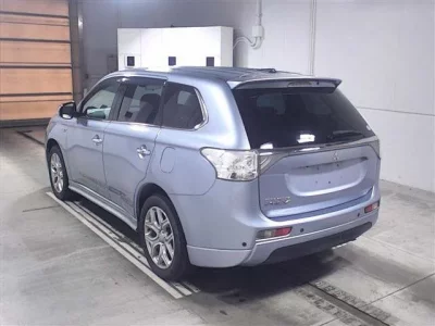Mitsubishi OUTLANDER PHEV