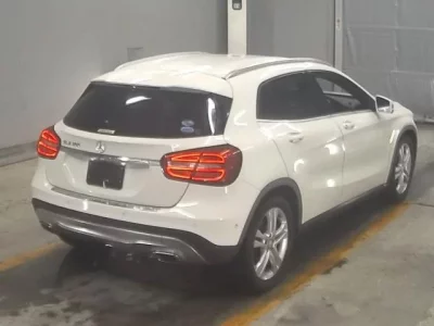 Mercedes-Benz GLA CLASS