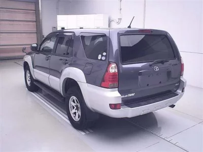 Toyota HILUX SURF