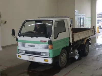 Mazda TITAN
