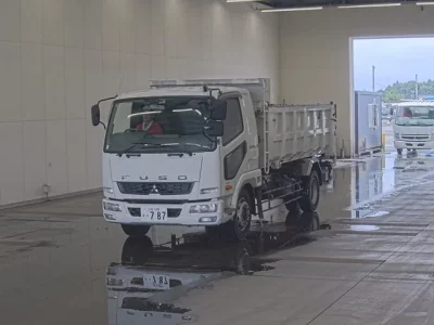 Mitsubishi FUSO FIGHTER