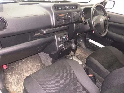Toyota SUCCEED