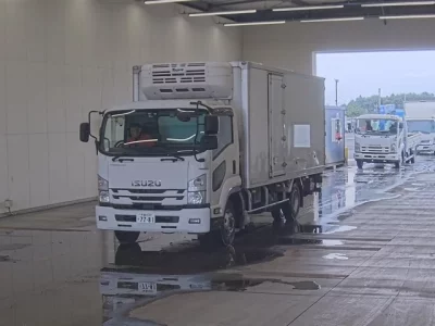 Isuzu FORWARD