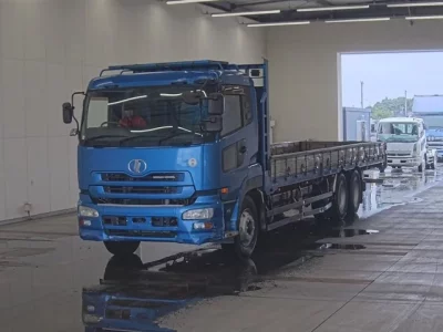Nissan QUON