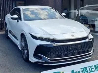 Toyota CROWN CROSSOVER